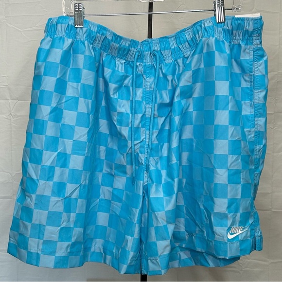 Nike Blue Checkered Shorts Men’s X-Large NWT - Picture 2 of 6